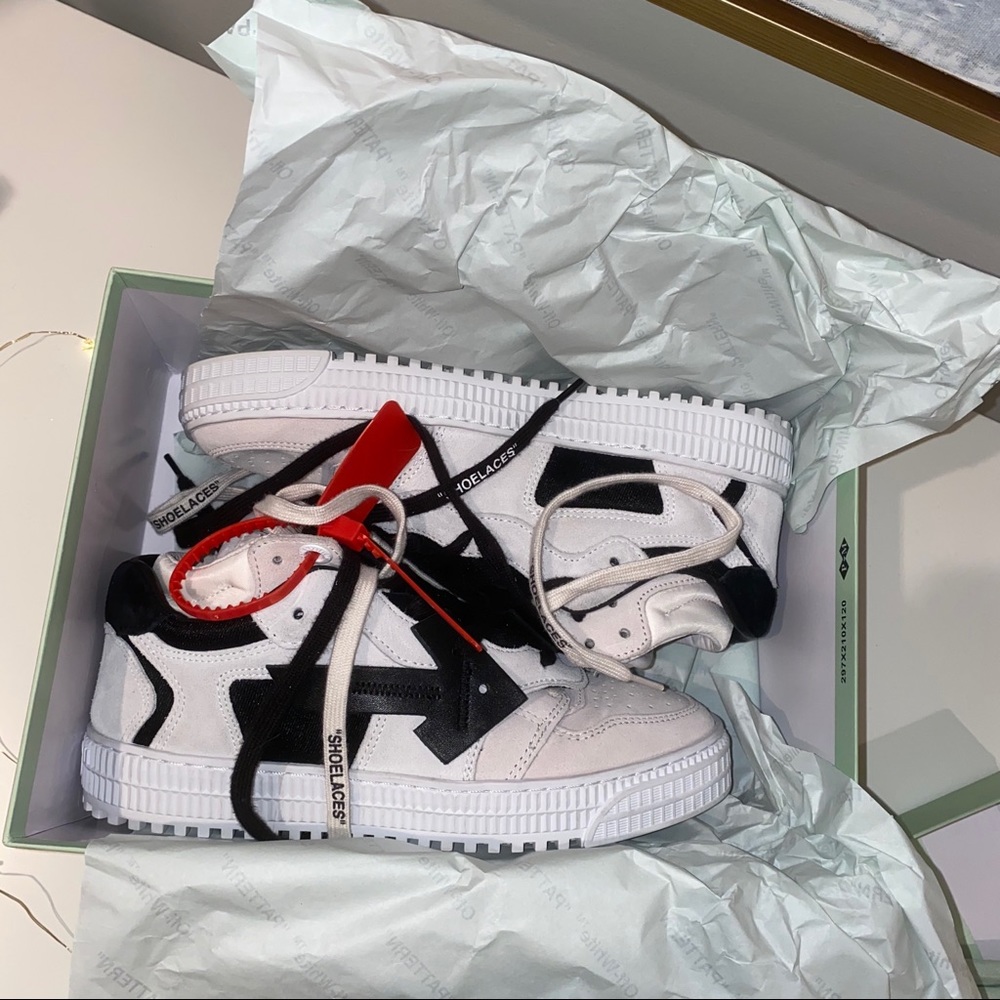Worn ONCE off-white 3.0 sneakers!